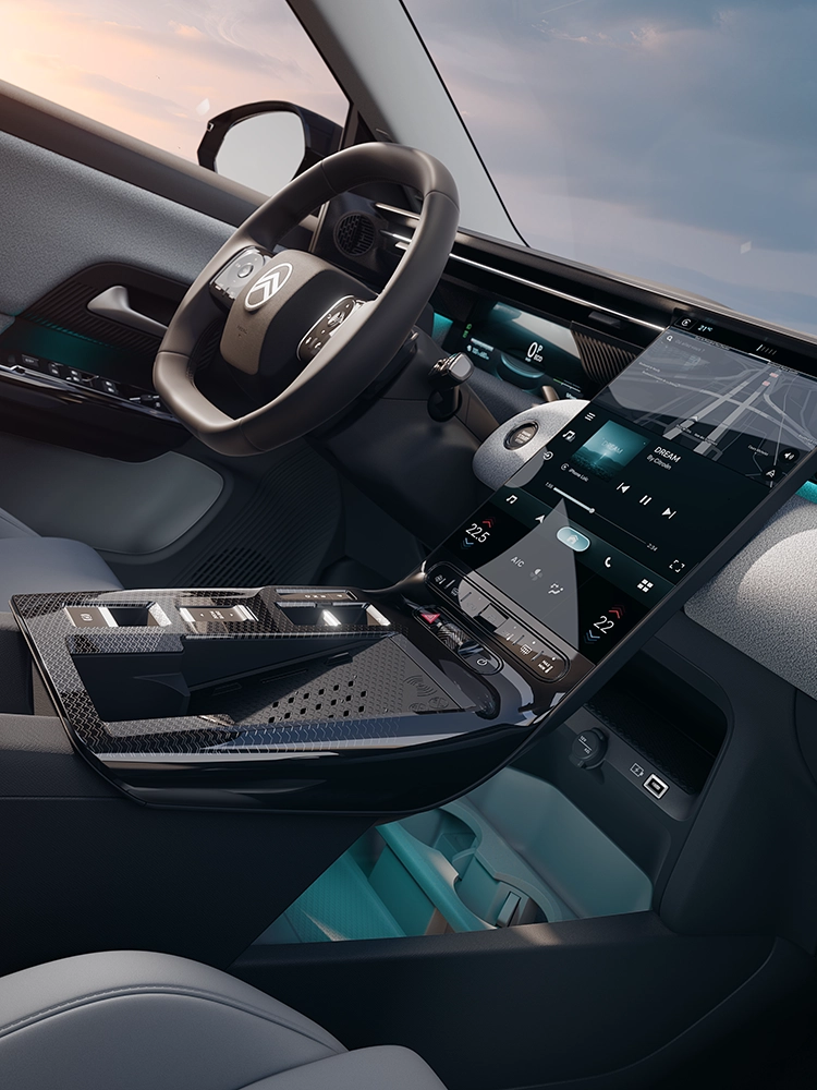 Gros plan de l’écran Waterfall de la Citroën C5 Aircross Émeraude mettant en avant l’écran tactile Waterfall avec système de navigation intégré, illustrant l’expérience connectée d’un SUV familial.