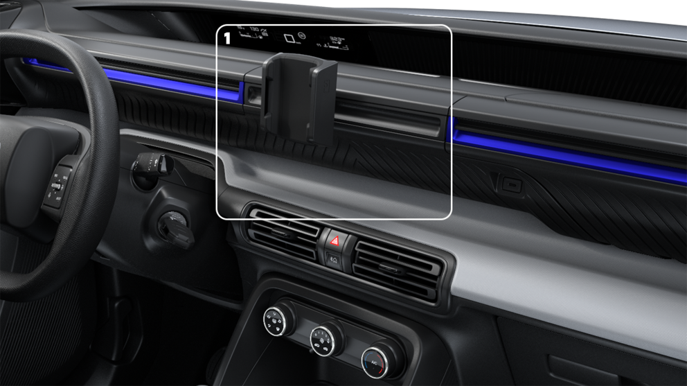 C3_ICE_YOU_06_Dashboard.png?imwidth=991