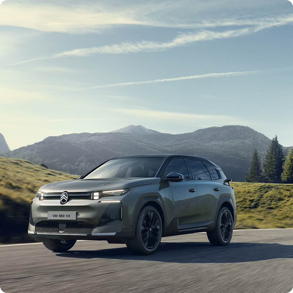 Vue avant du C5 Aircross mettant en avant une technologie efficiente, des performances à faible consommation et des économies au quotidien grâce à une conduite plus fluide.